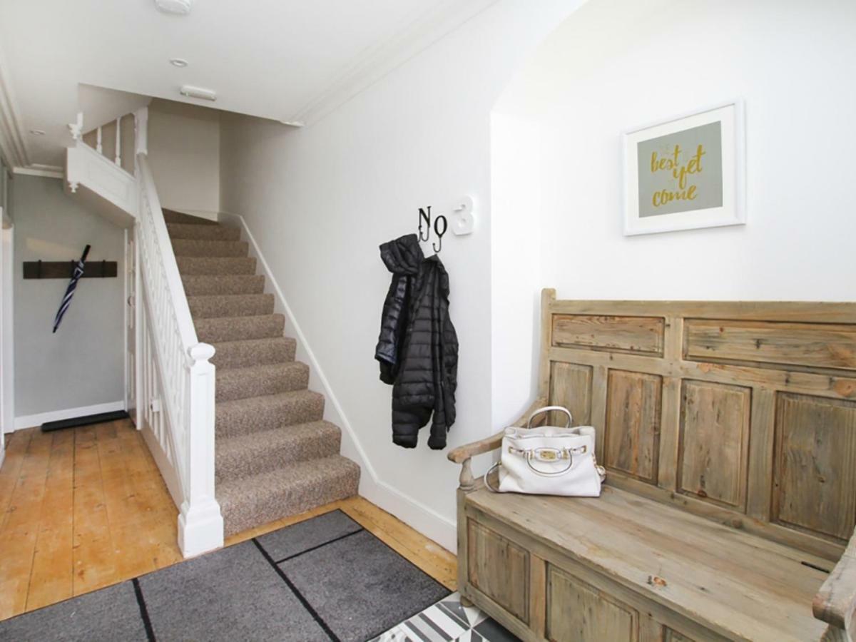 Holiday home Tri Raglan Bach Beaumaris
